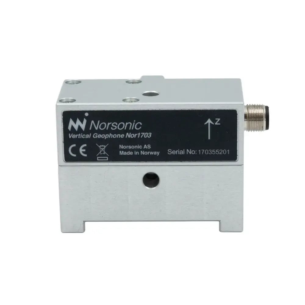 Nor1703(1000x1000px)